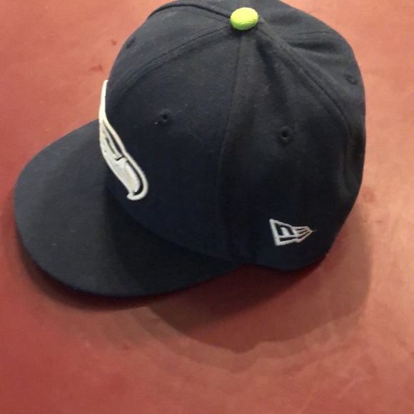 Seattle Seahawks New Era flex ball cap size 53 cm, 6 5/8 hat size - Picture 5 of 5